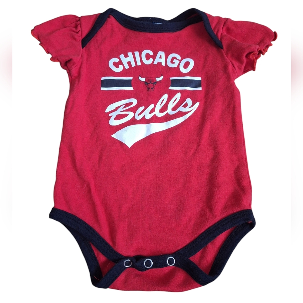 NBA Chicago Bulls Infant Girl Onesie 3-6M